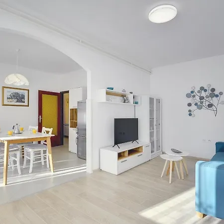 Valmade Lägenhet Pula