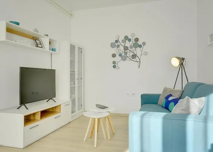 Valmade Pula